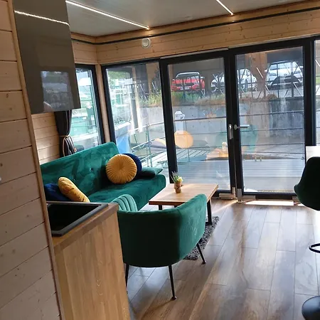 Dom Na Wodzie Houseboat *